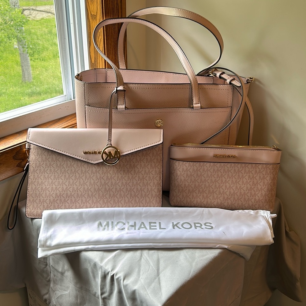 MICHEAL KORS MAISIE 3-in-1 TOTE